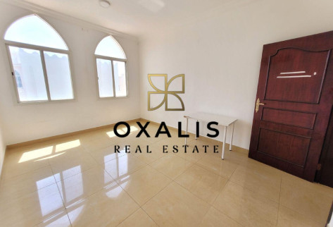 1 MONTH FREE | INTIMATE 4 BEDROOM WITH MAIDS VILLA