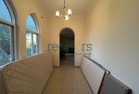 Semi-Commercial Villa | for Clinic