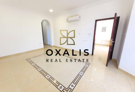 1 MONTH FREE | INTIMATE 4 BEDROOM WITH MAIDS VILLA