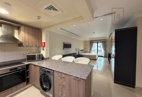Studio with BIG Balcony Fully Furnished-The Pearl - Studio Apartment in West Porto Drive