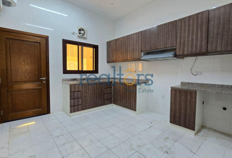 Spacious 5-Bedroom Apartment in Al Markhiya