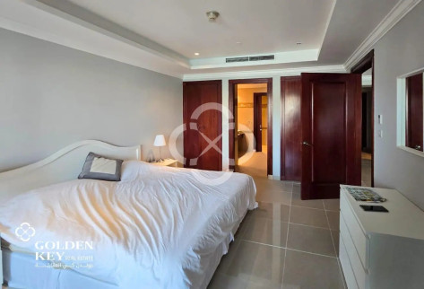 Stunning 1 Bedroom | Marina View | Townhouse
