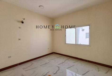 Store Two Story With 8 rooms In Berkit Al Awamer