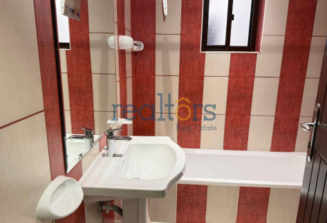 Spacious 3BR Apartment with Balconies | Thumama