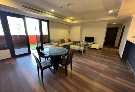 For Sale FF 2-Bedroom Apartment in the Pearl - Apartment in Doha