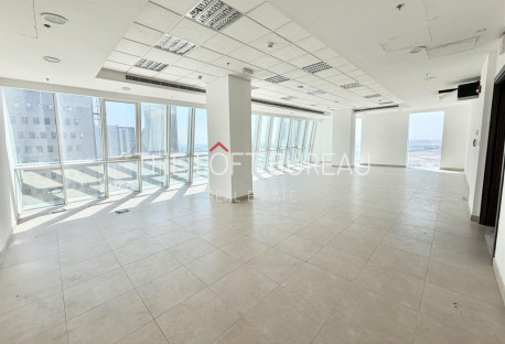READY FOR HANDOVER OFFICE | DP 10 % | PP 8 YEARS - Office in Lusail Residence
