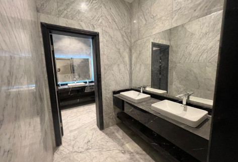 SUPER DELUXE VILLA / 6 BEDROOMS / ELEVATOR