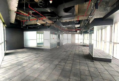 Prime 56th Floor Office Space – Upto 5 Months Free