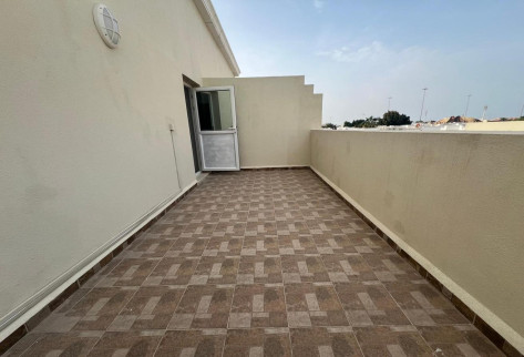 AMAZING COMPOUND VILLA /SPACIOUS/SEMI FURNISHED