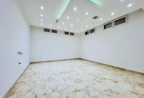 CORNER VILLA | 14 BEDROOMS | LIFT | AL KHEESA