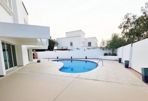 PRIVATE POOL | MODERN 6 BHK + MAIDS ROOM VILLA