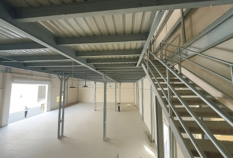 WAERHOUSE FOR RENT IN BERKET AL AWAMER
