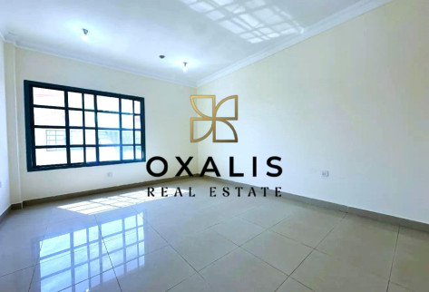 STUNNING 6 BEDROOMS VILLA AVILABLE | BOOK IT NOW