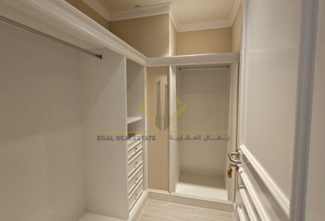 2BHK in west bay with amazing view