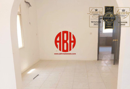 STAND ALONE VILLA | HUGE 4 BR + MAJLIS | BOOK NOW!