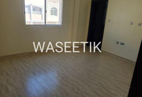 Spacious 5bhk Villa in Ain Khaled –Inside Compound
