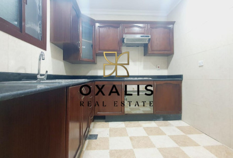 PRIME LOCATION | SPACIOUS 2 BEDROOMS + BALCONY