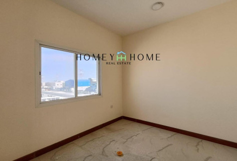 Store Two Story With 8 rooms In Berkit Al Awamer