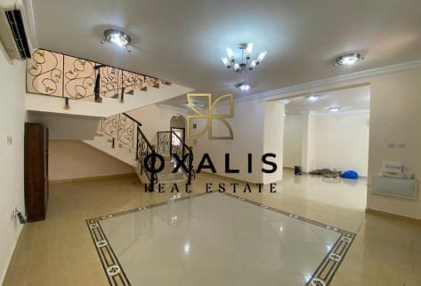 PRIME LOCATION | 4 BEDROOMS WITH MAIDS ROOM VILLA
