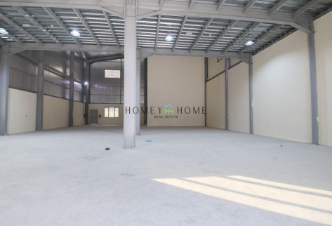 Warehouse with Labor Rooms for Rent in Wakra
