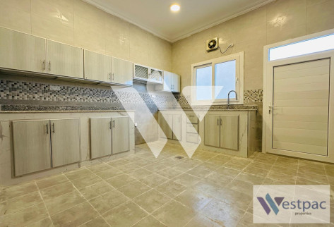 Spacious 7 Bed Villa Compound at Markhiya