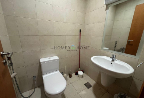 Furnished 2 BHK for Rent in Zig Zag Tower West Bay