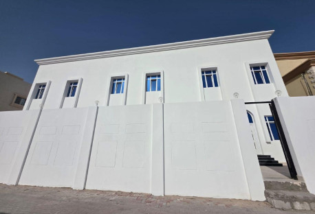 Brand New | Commercial Villa | 8BHK Villa - Villa in Doha