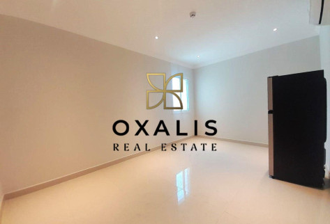 CONVENIENT 2 BEDROOMS | SEMIFURNISHED | OLD AIRPOR