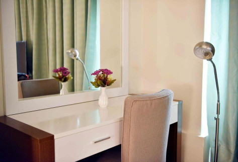 Luxury studio@ corniche+ free housekeeping
