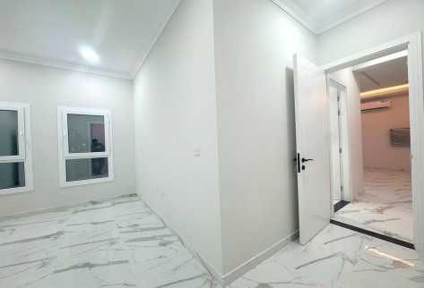 BRAND NEW APARTMENT !! MODERN 2 BHK SEMI FURNISHED