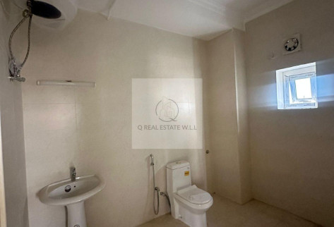 For Rent: New Residential & Commercial Building
