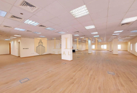 Fitted Office I Prime Location I Bin Mahmoud - Office in Anas Street