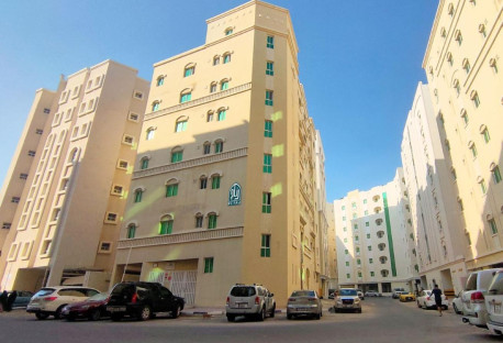 Affordable Unfurnished 2BR AVAILABLE NOW! - Apartment in Muntazah 19