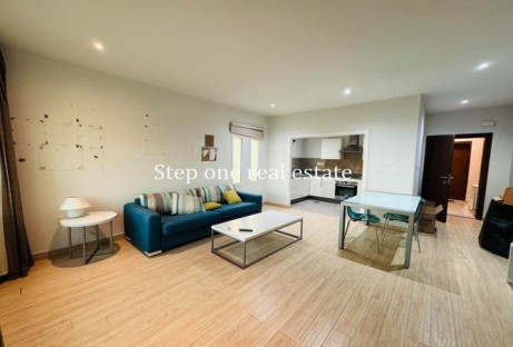 AMAZING ONE BEDROOM FULLY FURNISHED AND INCLUDING - Apartments in Al Hanaa Street