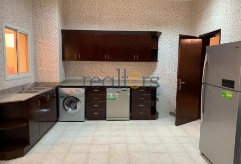 Grab Deal 4BHK Villa Compound SF/FF, W&Wo Backyard