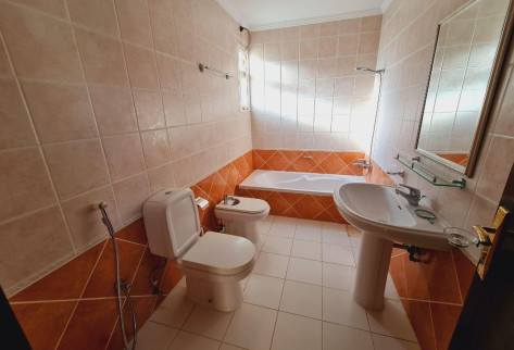 3 Bed | Al Thumama | QAR. 10500 | Semi | Aircon