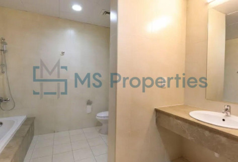 Very Spacious 5 Bedroom with Maids Room Penthouse
