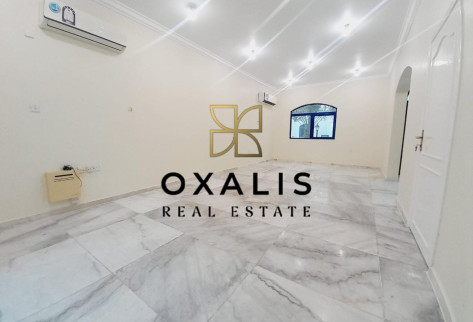 BRIGH AND SPACIOUS 5 BEDROOM VILLA | LIMITED OFFER