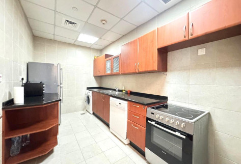 ELEGANT FF 1BHK APT WITH GREAT LAYOUT and VIEW