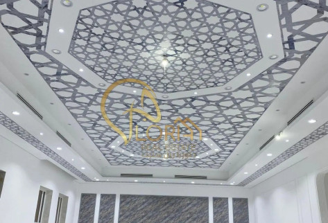 فيلا فاخرة في الثميد – مساحة كبيرة وموقع هادئ