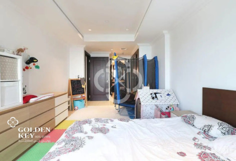 Spacious 2BR+Maid in Porto Arabia| SF | Sea View