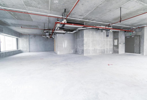 Sea View Office Space with Grace Period
