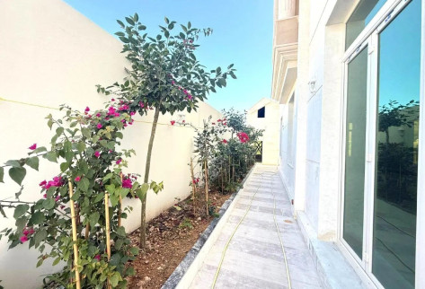 NEW LUXURY 8BR VILLA | PRIVATE POOL | LIFT |