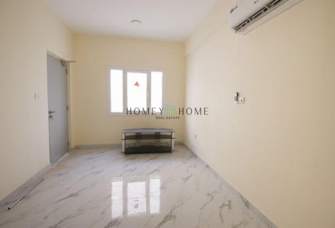 Warehouse with Labor Rooms for Rent in Wakra