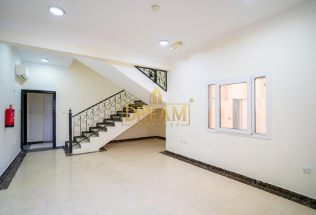 Easy Access 7 BHK Villa For Rent | Unfurnished - Commercial Villa in Al Markhiya Street