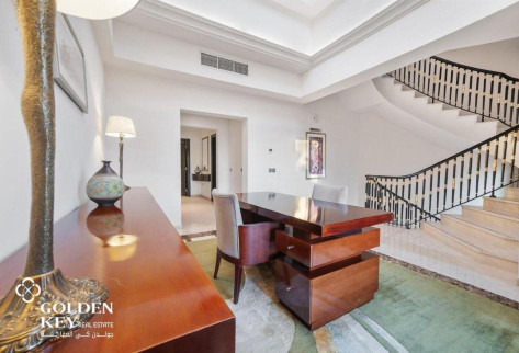 Luxurious 4BR + Maid Villa | Bills included