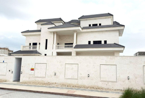 PRESTIGIOUS 8BR NEW VILLA+PRIVATE LIFT and POOL