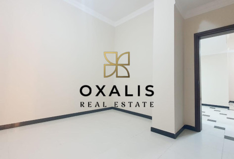 PRIME LOCATION | SPACIOUS 2 BEDROOMS + BALCONY
