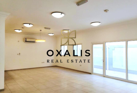 WONDERFUL 4 MASTER BEDROOMS + MAIDS ROOM VILLA - Villa in Umm Al Seneem Street