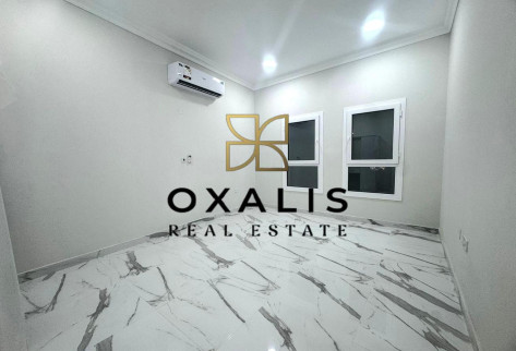 BRAND NEW APARTMENT !! MODERN 2 BHK SEMI FURNISHED